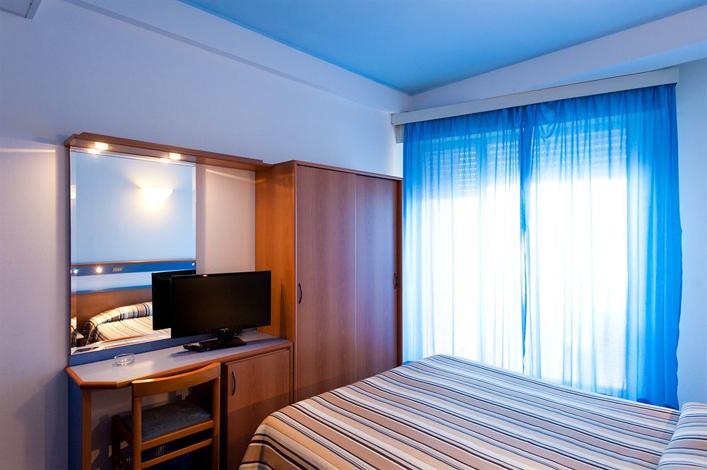 El Cid Campeador - Family Hotel Римини Экстерьер фото