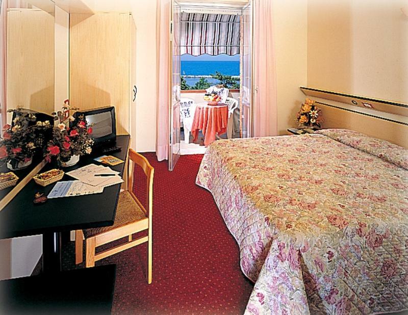 El Cid Campeador - Family Hotel Римини Экстерьер фото